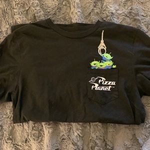 Disney Toy Story Pizza Planet claw and alien pocket tee